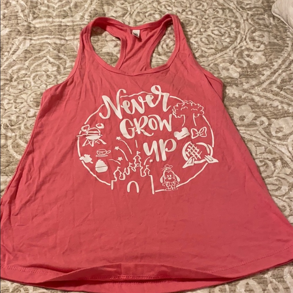 Never grow up Disney t medium